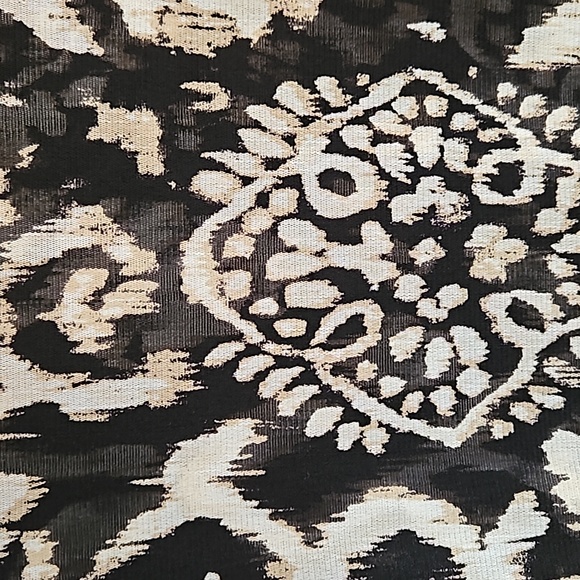 3/4 Sleeve side ruching blouse - Picture 6 of 8